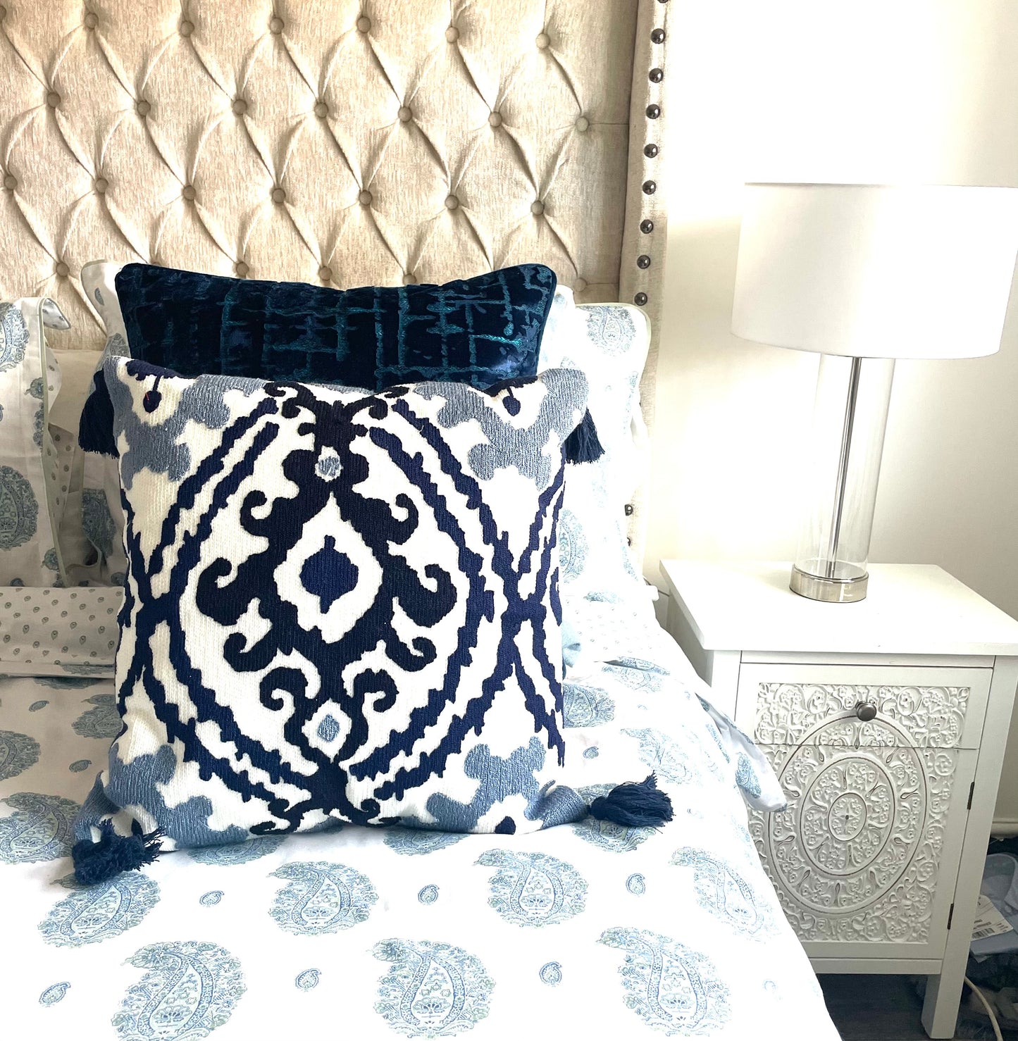 The Aivis Woven Cushion