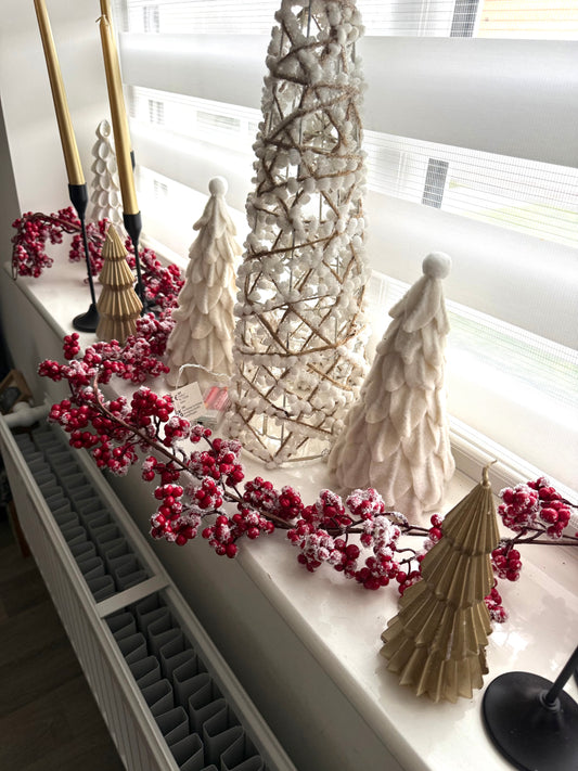 Frosted Red Berry Garland