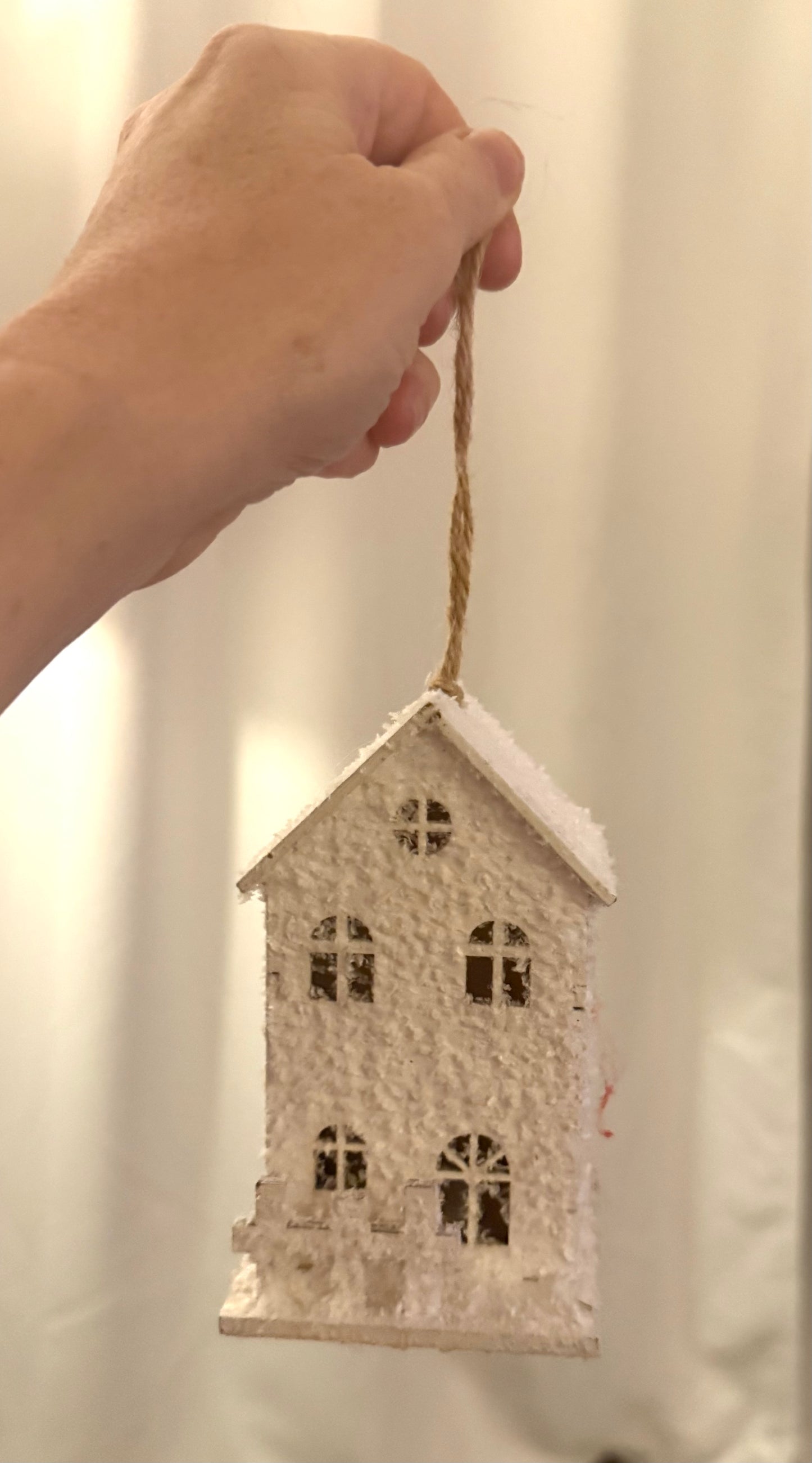 LED Snowy Christmas Wooden House